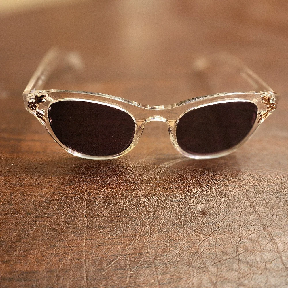 Superior quality gorgeous clear frame Retro 